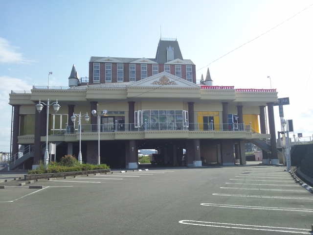  ファミリー三愛 延岡店